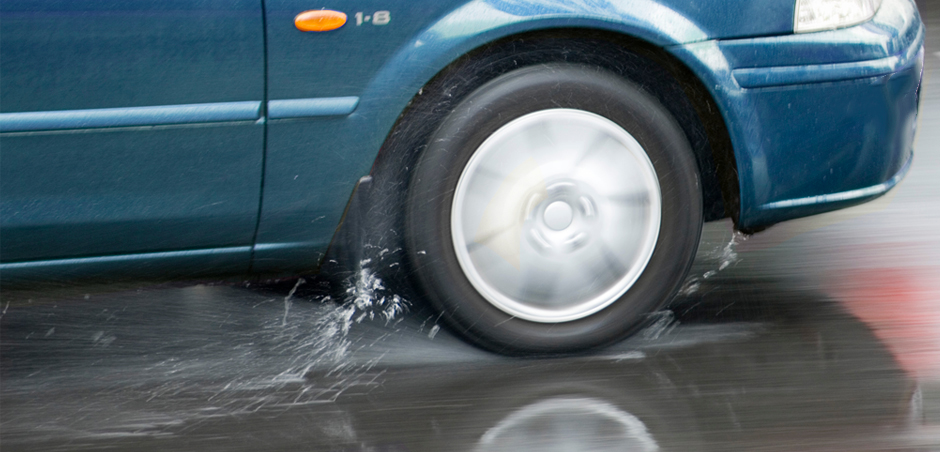 Tips On the best way to Manage Hydroplaning